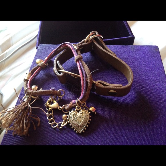 Bracelets - Picture 2 of 2