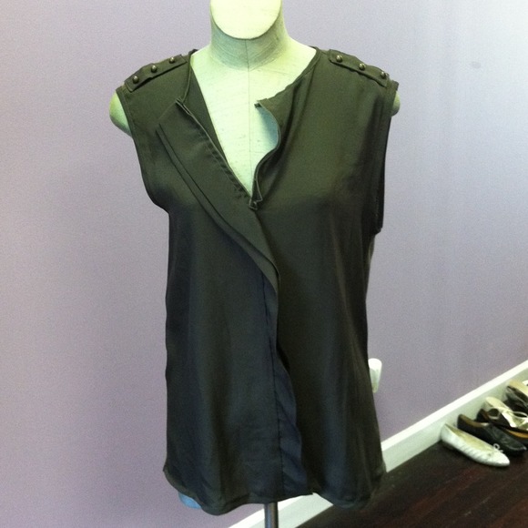 Aqua short sleeve top