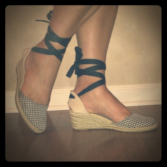 Tommy Hilfiger Shoes - Tommy Hilfiger lace-up Wedges