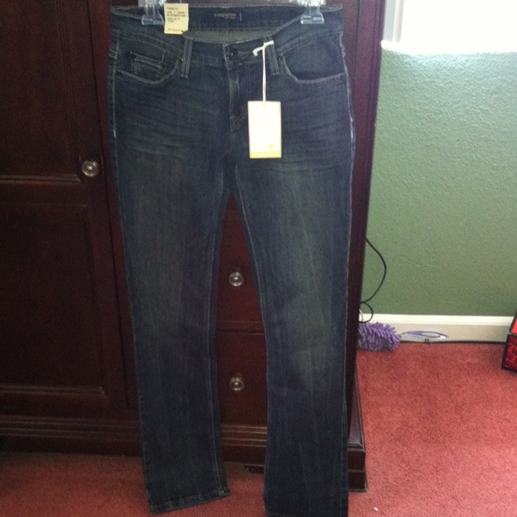 New Levi's Size 5 Medium