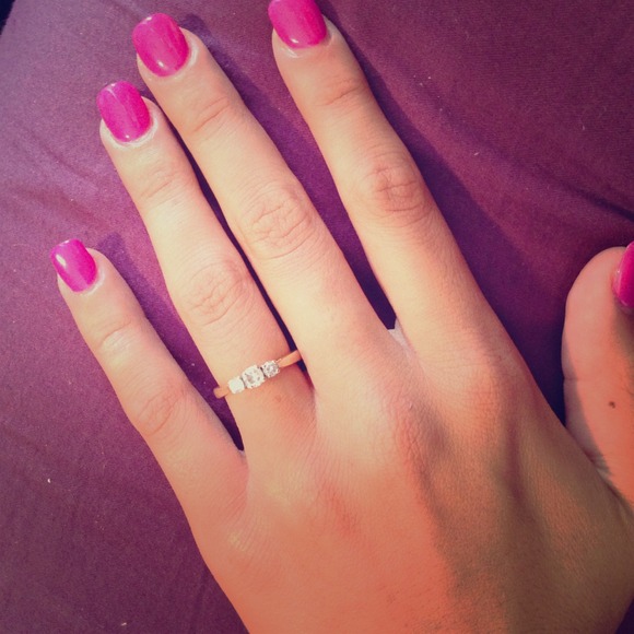 Diamond ring