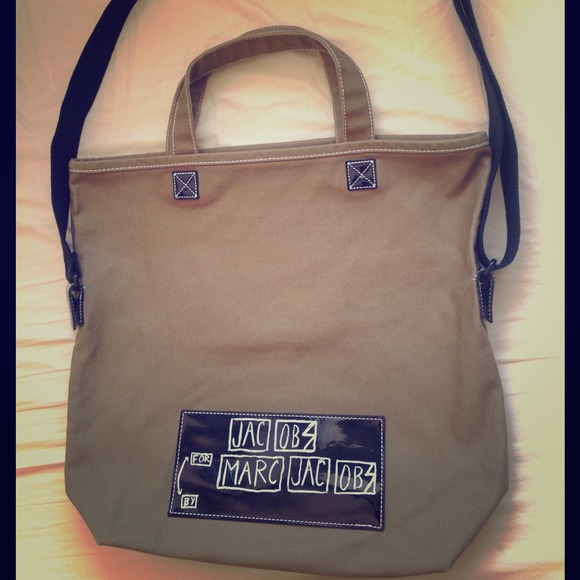 💥REDUCED💥 Marc Jacobs North South Messenger Bag