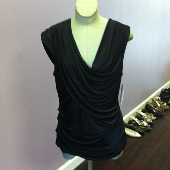 Black Aqua Top