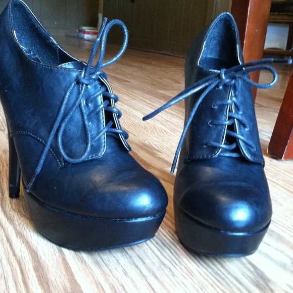 🍁Fall/winter booties🍁 - Picture 2 of 4