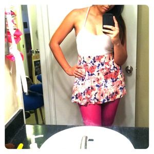 Forever 21 floral skirt with pockets