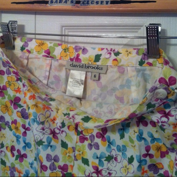 🌸 Highwaisted Capri 💐 - Picture 4 of 4