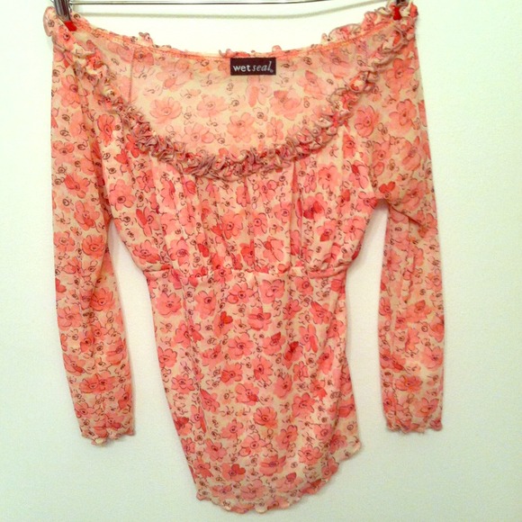 Romantic pink top