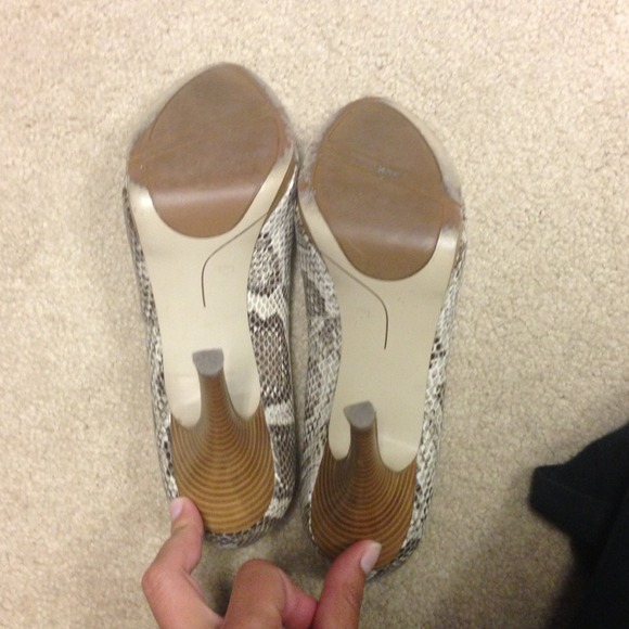 Brand new Nine West heels! - Picture 2 of 4