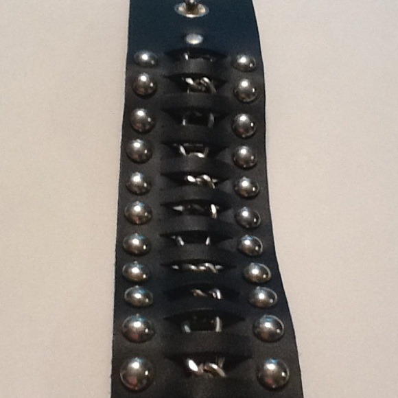 Rocker Chic Faux Leather Bracelet - Picture 2 of 3