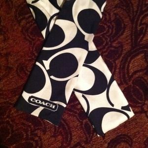 *Last chance!* Coach reversible headband