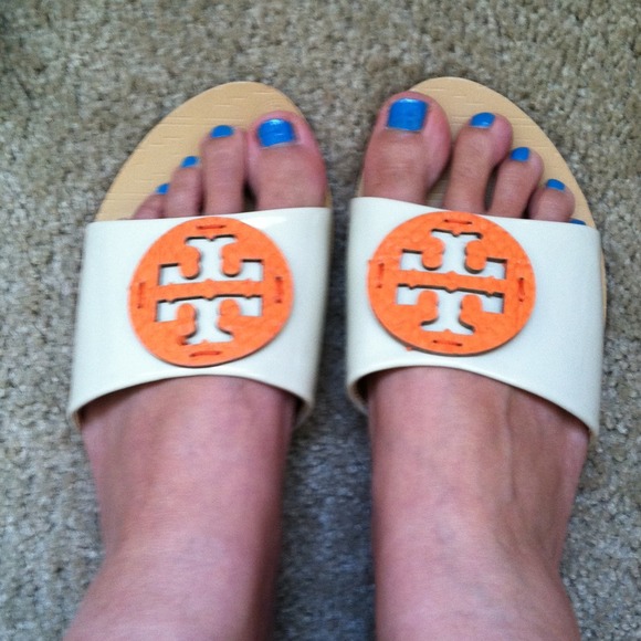 Sandal