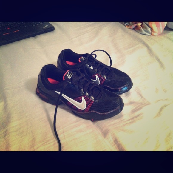 Nike air women's training shoes. Size 7.5