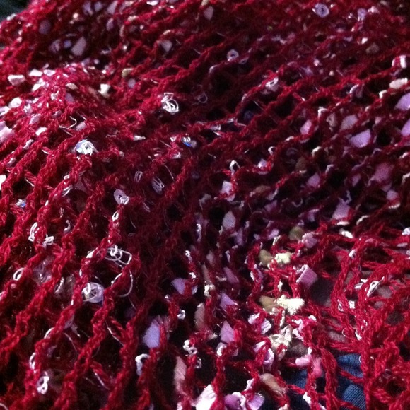 Lovely red net scarf
