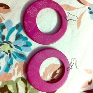 Light pink wooden earrings