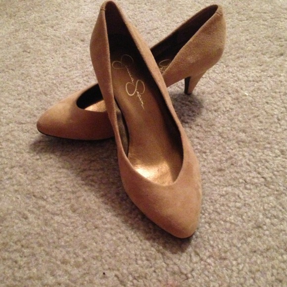 *Reduced* Mustard yellow Jessica Simpson low heels