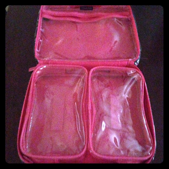 🎀Traded🎀VS hanging travel bag