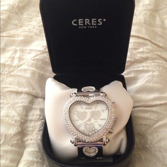 Ceres heart shape watch