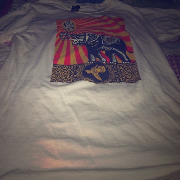 Obey shirt