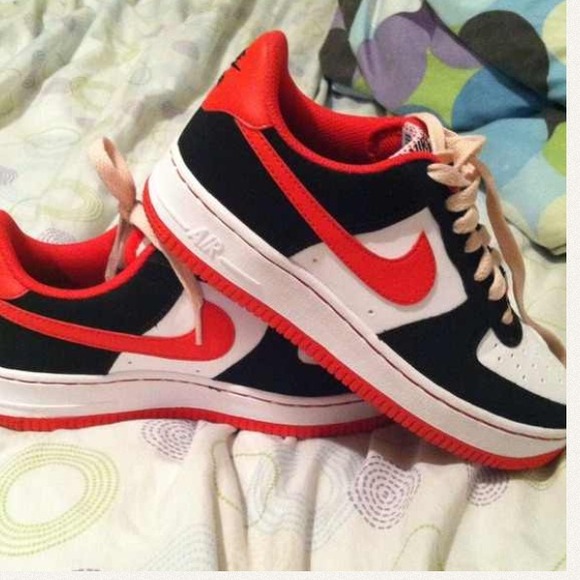 Pink white black nike