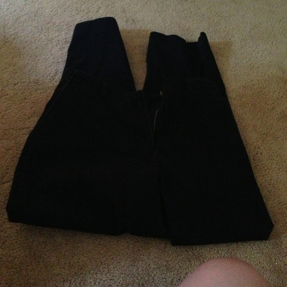 White stag pants