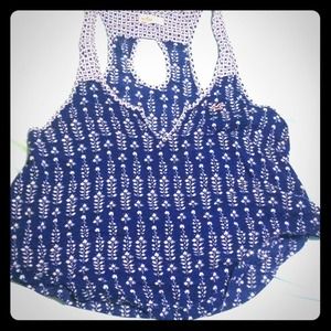 HOLLISTER TANK TOP SIZE L