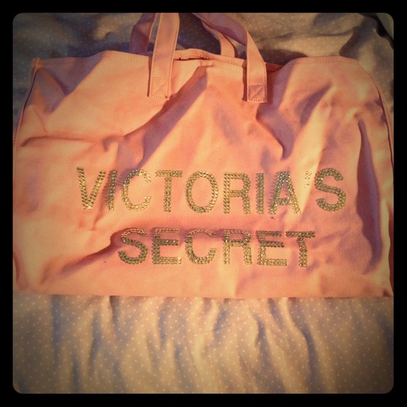 ⛔No longer available⛔Victoria's Secret bag