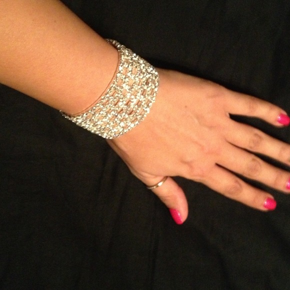 Gorgeous diamond tight fitting bracelet.