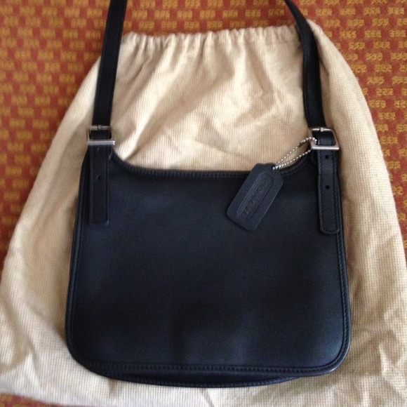 Vintage Coach small shoulder bag