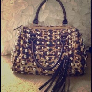 ➰SOLD➰ Leopard print and stone embellished purse