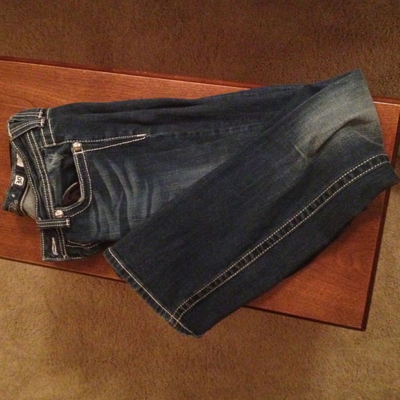 Miss Me size 30 jeans. Just like new!! - Picture 1 of 4