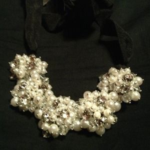 pearl and diamond accent necklace and bracelet