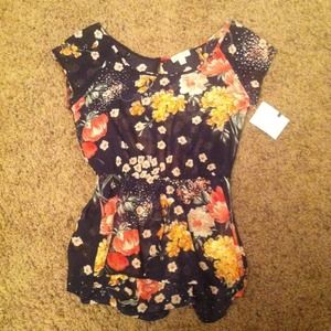 Floral print L8ter top!