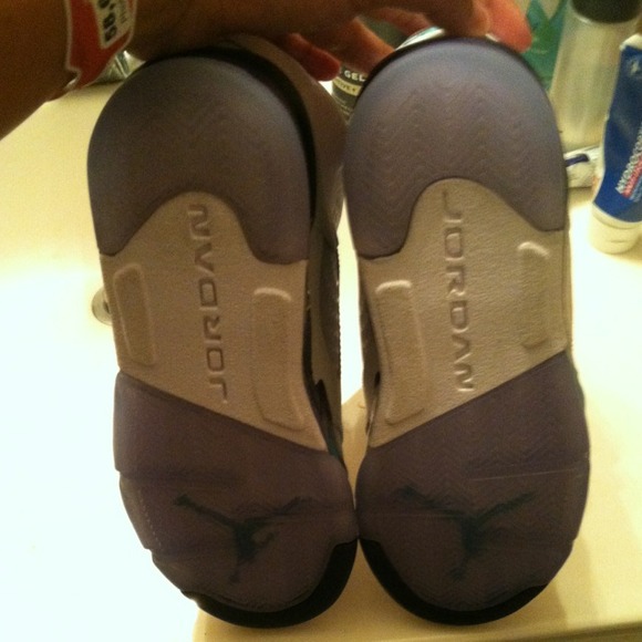 SOLDDDD 🔥☝ 13 grape 5s - Picture 3 of 3