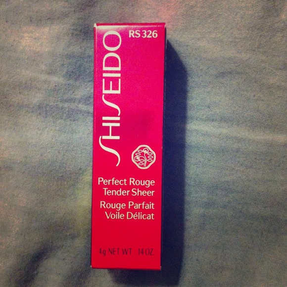 Bundle 🎀💄💋