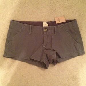 Olive / army hollister green shorts