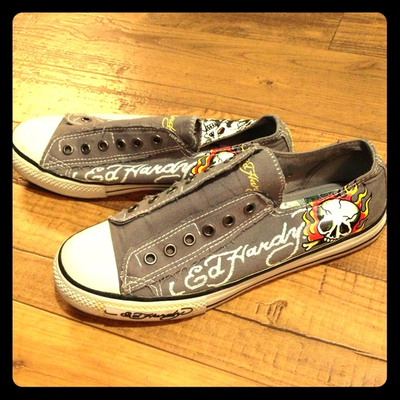 Ed hardy chucks