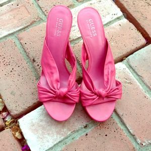 Guess hot pink heel size 8