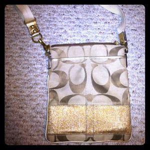 Authentic coach cross body