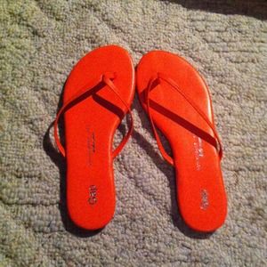 Coral, Gap flip flops