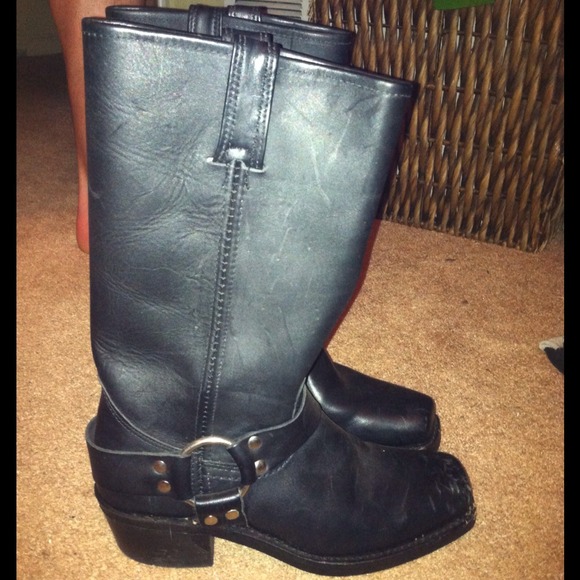 Traded:Frye Boots