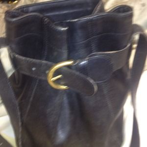 Auth Blk Leather Coach bag