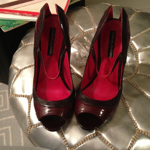 Never Worn Charles Jourdan Maroon/Black Stilettos