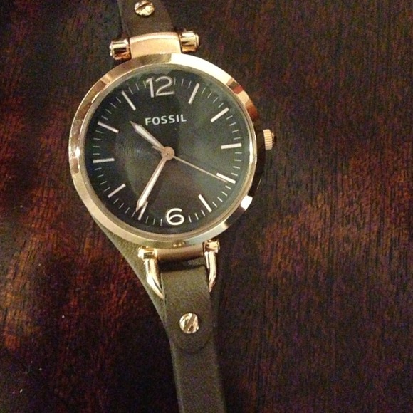 Rose gold fossil watch