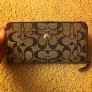 Coach wallet