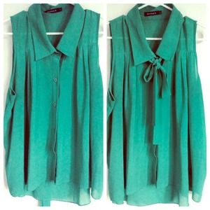Mint green top