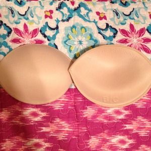 *Used once* gel bra pads