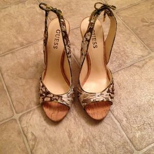 On hold...💯% Authentic ladies Guess summer heels.