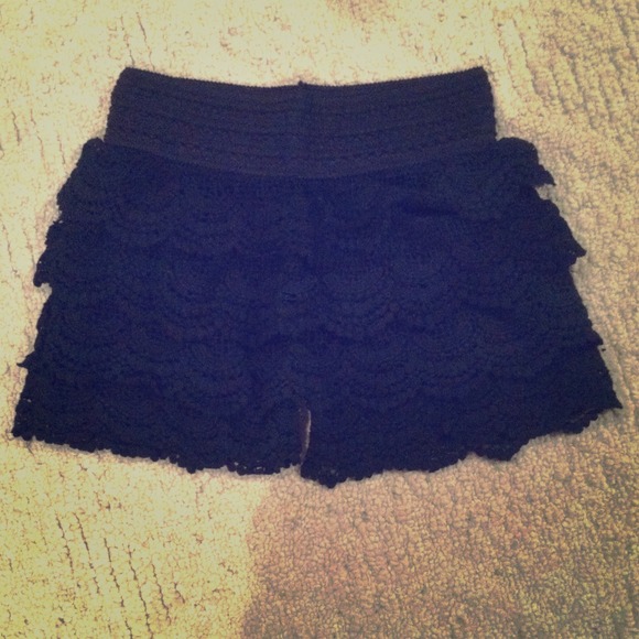 Black Lace Shorts Medium