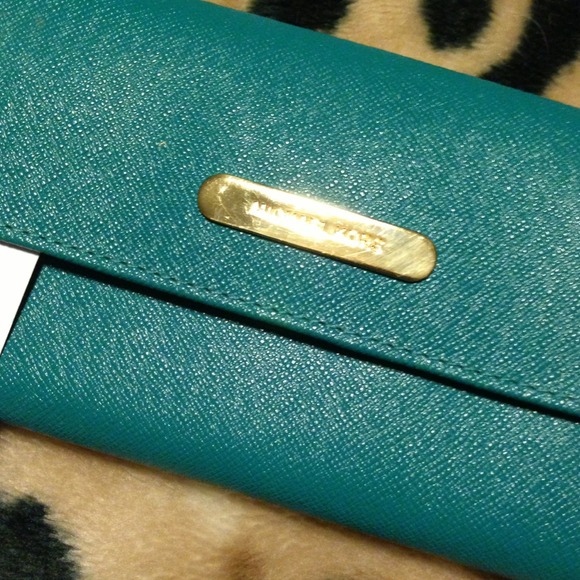 Sold🚫🚫🚫🚫🚫 - Picture 2 of 4