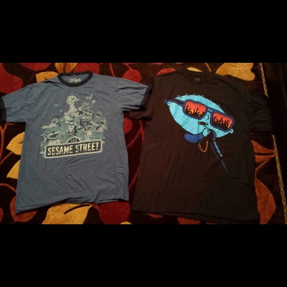 BUNDLE Men's Graphic Tees - Picture 1 of 1